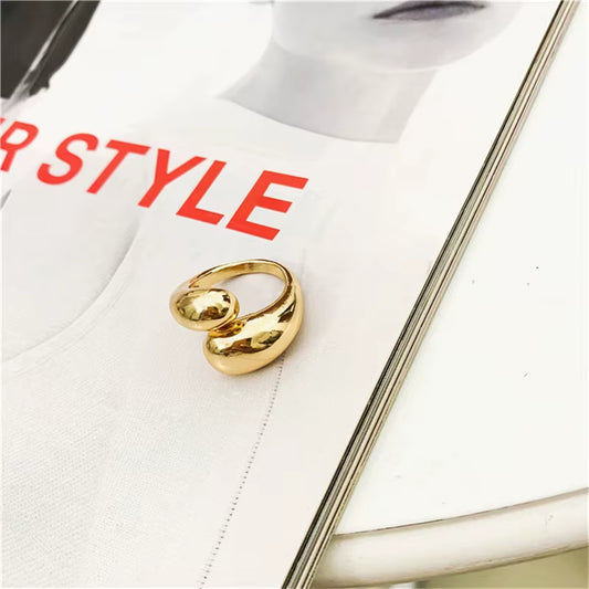 Golden Glow Dome Ring– Elegant Open Finger Statement Ring