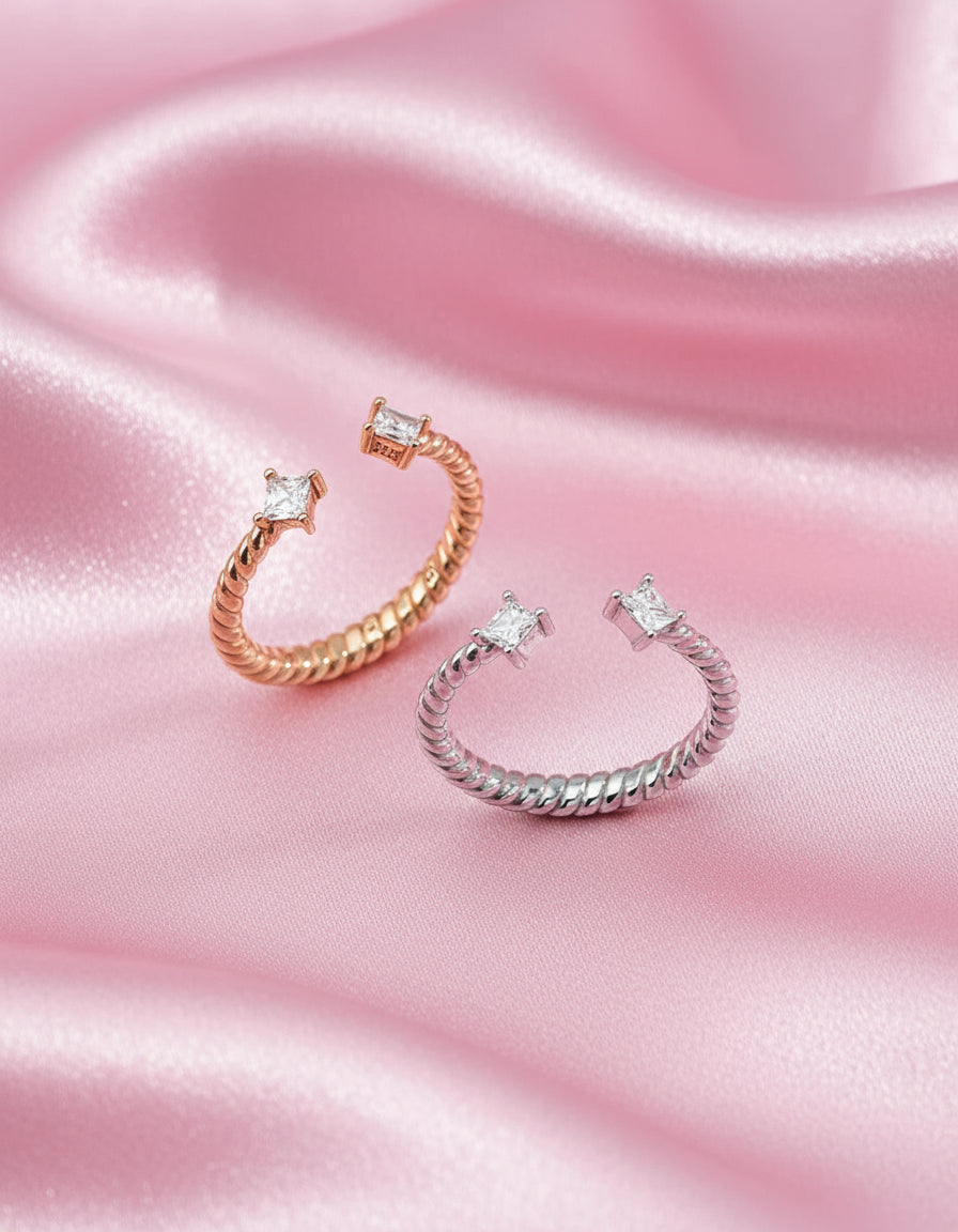 Minimalist Adjustable Zirconia Ring – Timeless Sparkle