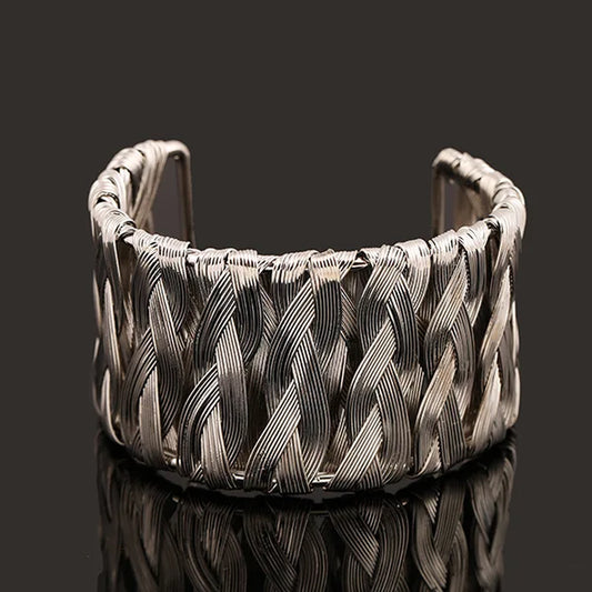 Silver Bracelet front
