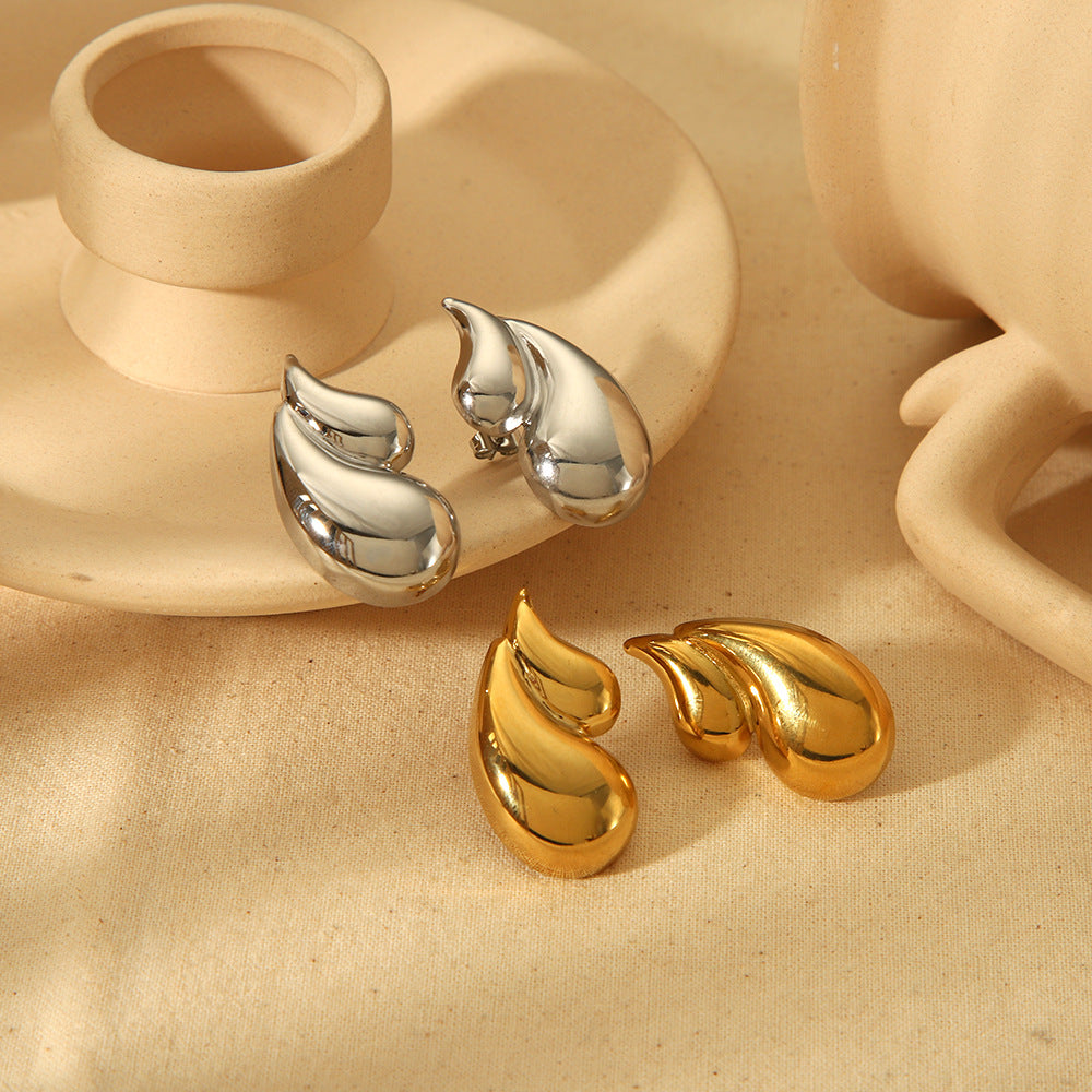 Double-Layer Drop Earrings – 18K Shine for Her