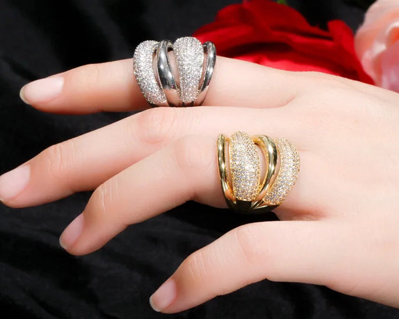 Pera Luxury Sparkling CZ Zircon Silver Color Multilayer Large Open Resizable Wedding Rings for Women Party Jewlery Gift R141