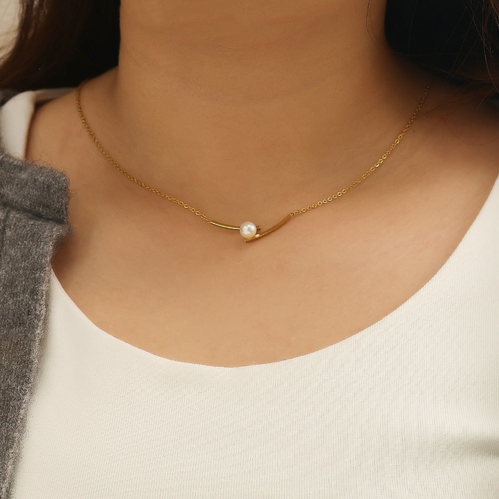Pearl Gold Pendant Necklace – Graceful Glow of Elegance
