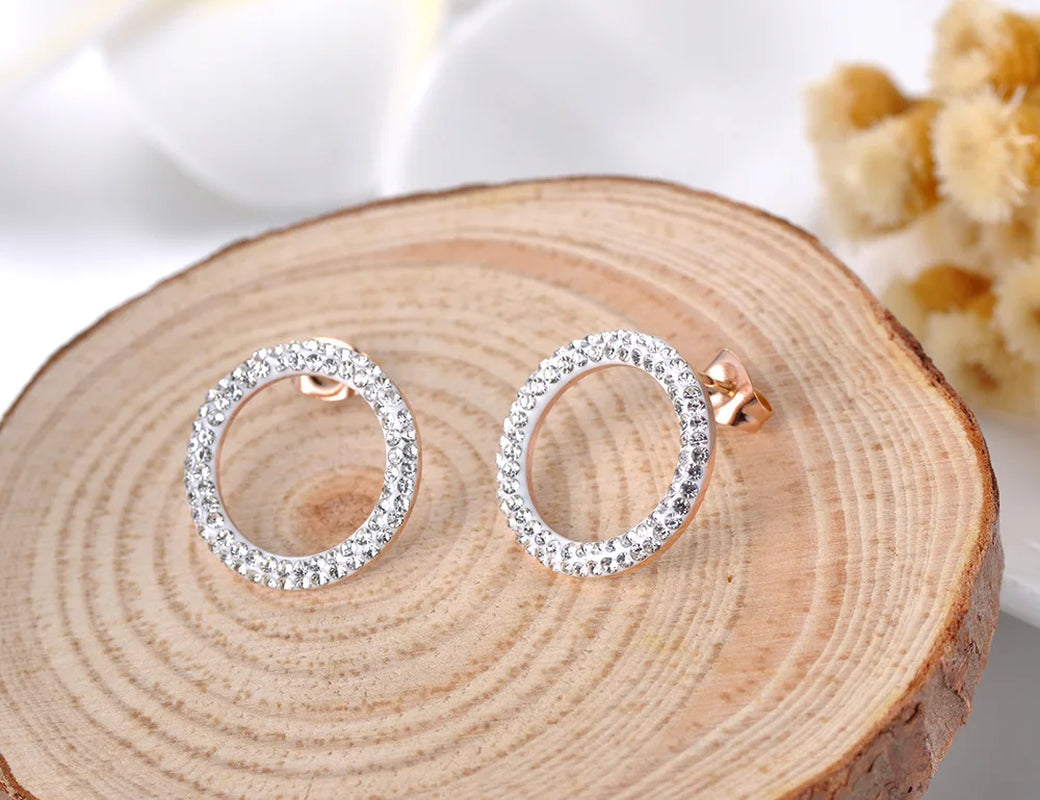 Trendy Rose Gold Earrings – Sparkling Round Elegance
