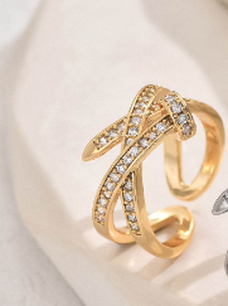 Modern Zircon Open Ring–  Fashion-Forward Elegant Glamour