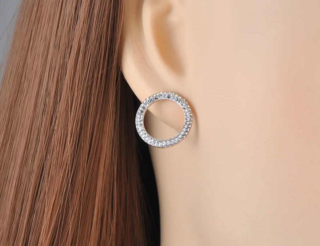 Trendy Rose Gold Earrings – Sparkling Round Elegance