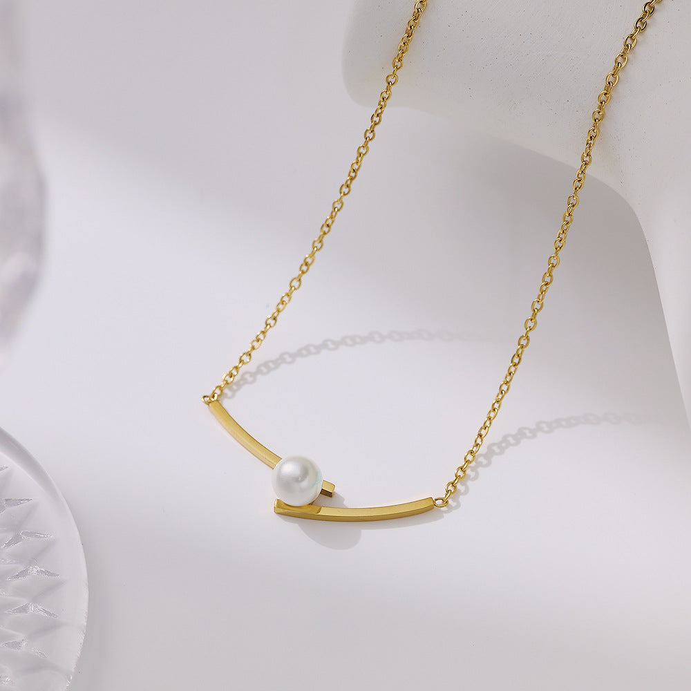 Pearl Gold Pendant Necklace – Graceful Glow of Elegance