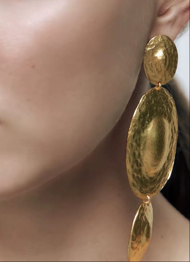 Golden Oval Dangle Earrings – Bold Statement Jewelry